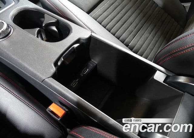 Mercedes-Benz CLA-Class 2018 — ფოტო 1/20