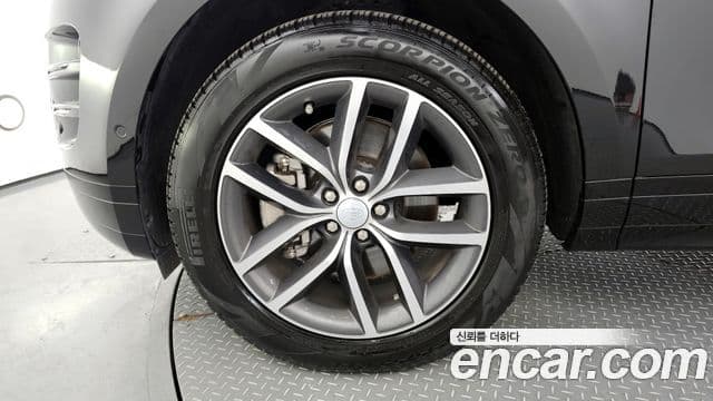 Land Rover Range Rover Evoque 2024 — Фото 5/20