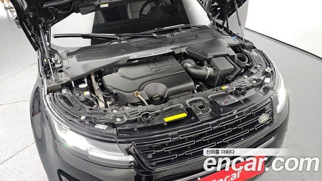Land Rover Range Rover Evoque 2024 — Фото 6/20