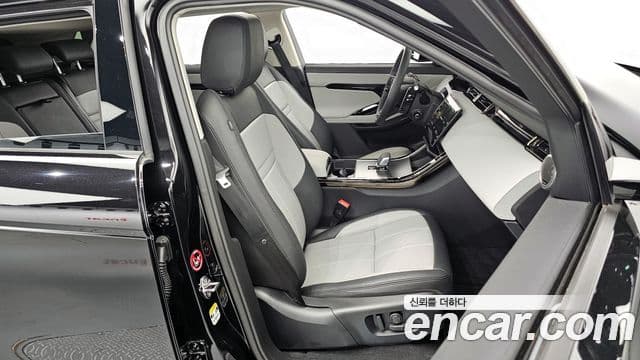 Land Rover Range Rover Evoque 2024 — Фото 10/20