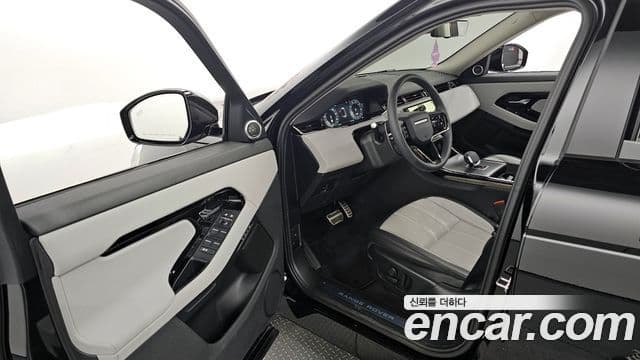 Land Rover Range Rover Evoque 2024 — Фото 11/20