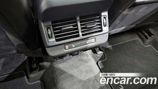Land Rover Range Rover Evoque 2024 — Фото 17/20