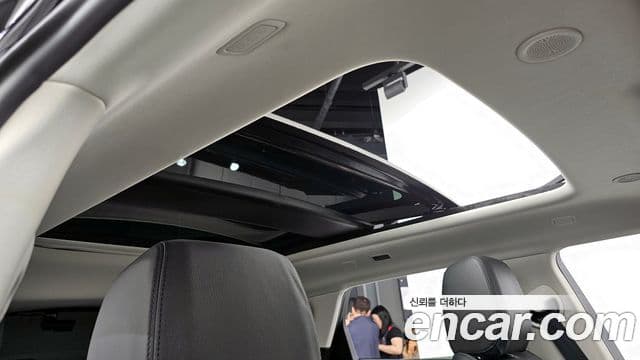 Land Rover Range Rover Evoque 2024 — Фото 19/20