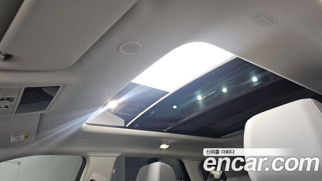 Land Rover Range Rover Evoque 2024 — Şəkil 19/20