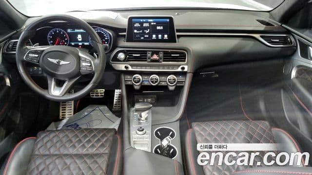 Genesis G70 2019 — ფოტო 10/20