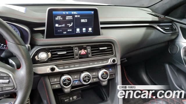 Genesis G70 2019 — ფოტო 11/20