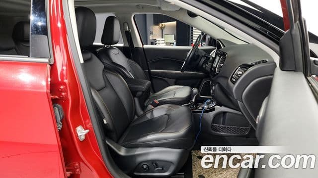 Jeep Compass 2020 — Şəkil 11/20