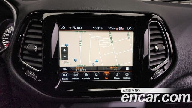 Jeep Compass 2020 — Şəkil 14/20