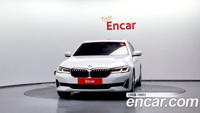BMW 5 Series 2020 — ფოტო 3/20
