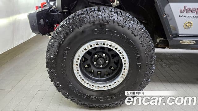 Jeep Wrangler 2019 — Şəkil 5/20