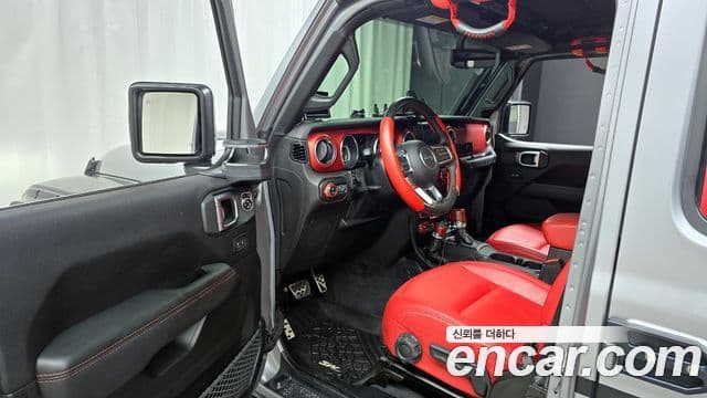 Jeep Wrangler 2019 — Şəkil 11/20