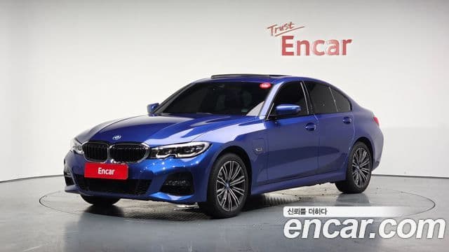 BMW 3 Series 2022 — Şəkil 1/20