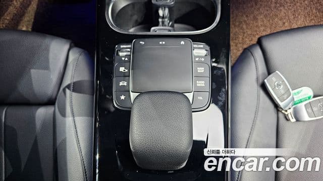 Mercedes-Benz A-Class 2021 — ფოტო 5/20