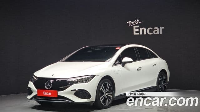 Mercedes-Benz EQE 2023 — ფოტო 5/20