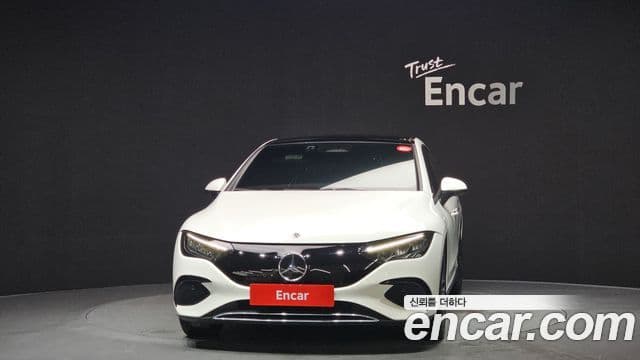 Mercedes-Benz EQE 2023 — ფოტო 20/20