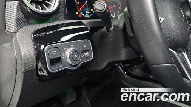 Mercedes-Benz A-Class 2021 — Фото 19/20