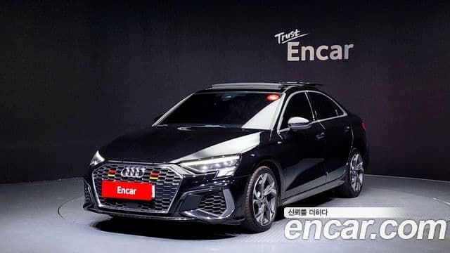Audi A3 2023 — ფოტო 1/20