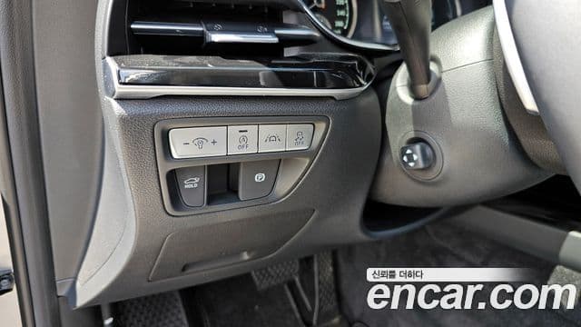 Genesis Electrified G80 2020 — ფოტო 16/20