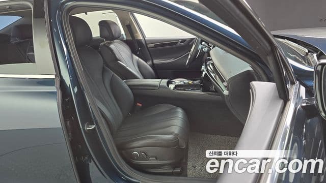 Genesis G80 2021 — Photo 10/20