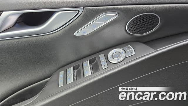 Genesis G80 2021 — Photo 1/20