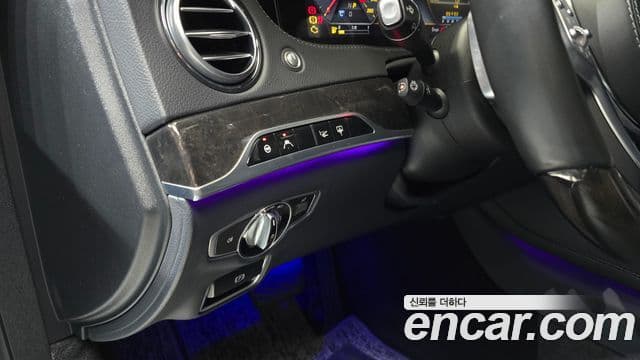 Mercedes-Benz S-Class 2019 — Photo 2/20