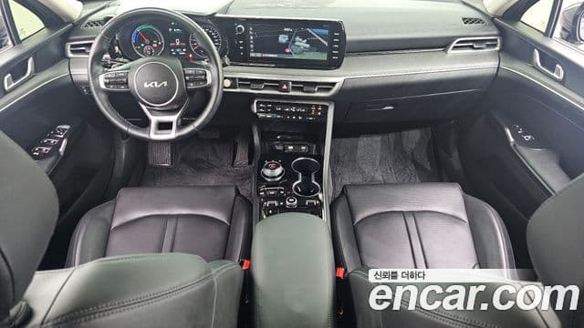 Kia K5 2023 — ფოტო 7/20