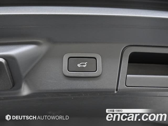 Land Rover Range Rover Velar 2020 — ფოტო 20/20