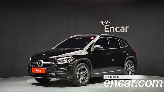 Mercedes-Benz GLA-Class 2023 — Şəkil 1/20