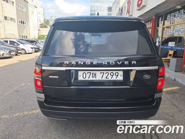 Land Rover Range Rover 2019 — Photo 3/20