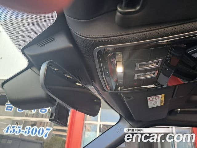 Land Rover Range Rover 2019 — Photo 17/20