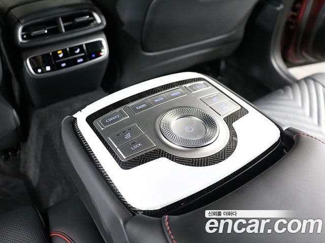 Genesis G80 2021 — Photo 15/20