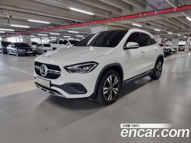 Mercedes-Benz GLA-Class 2021 — ფოტო 18/18