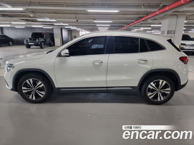 Mercedes-Benz GLA-Class 2021 — ფოტო 7/18