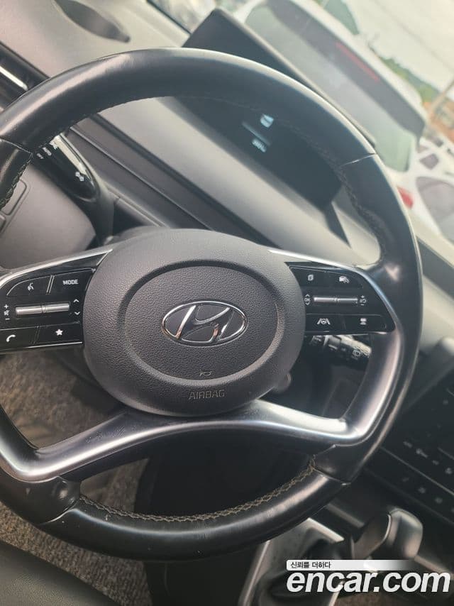 Hyundai Staria 2021 — Фото 5/15