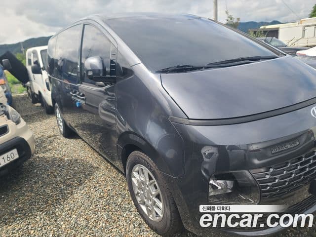 Hyundai Staria 2021 — Фото 14/15