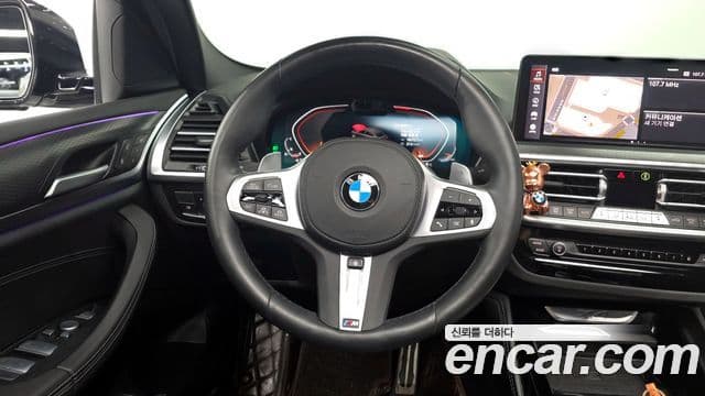 BMW X4 2023 — Photo 8/20