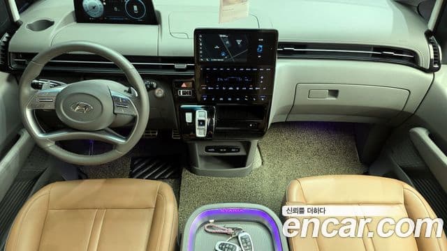 Hyundai Staria 2023 — Фото 7/20