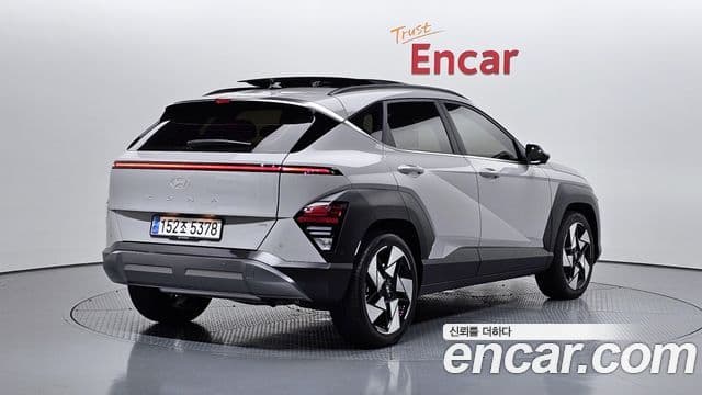 Hyundai Kona 2023 — ფოტო 2/20