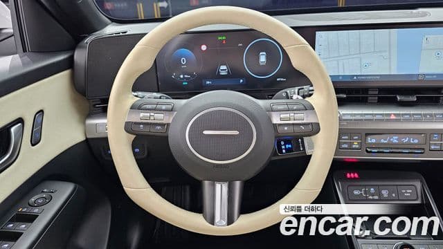 Hyundai Kona 2023 — ფოტო 13/20