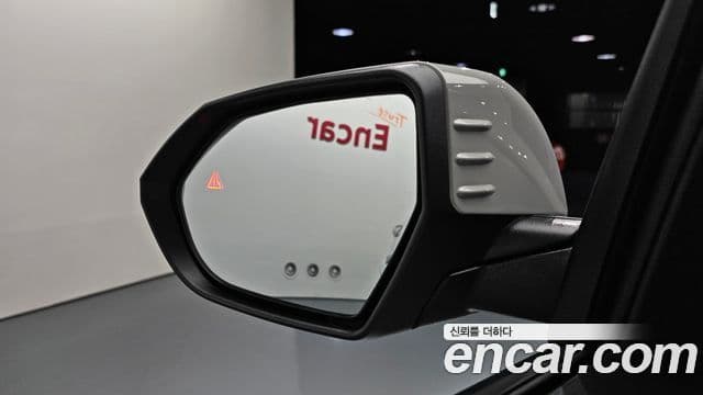 Hyundai Kona 2023 — ფოტო 18/20