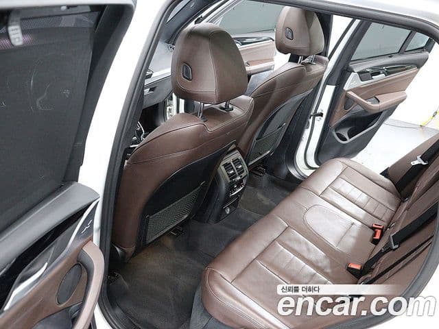 BMW X3 2019 — Şəkil 10/20