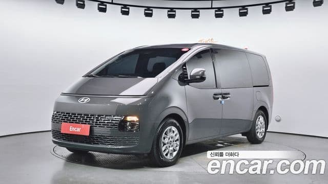 Hyundai Staria 2025 — Şəkil 1/20