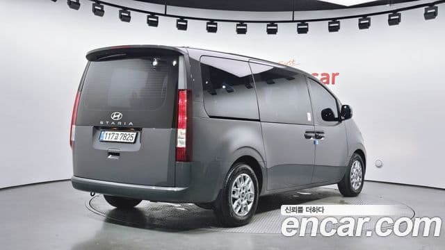 Hyundai Staria 2025 — Şəkil 2/20