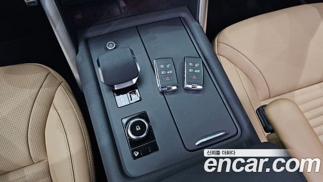 Land Rover Discovery 5 2024 — Şəkil 8/20