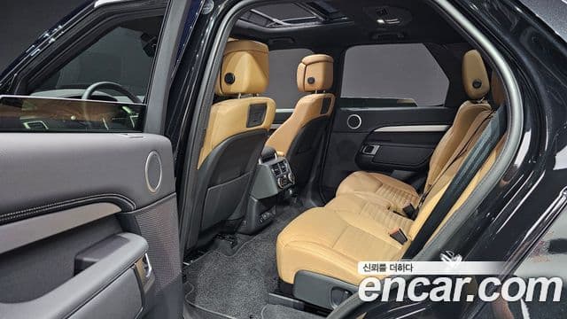 Land Rover Discovery 5 2024 — Şəkil 12/20
