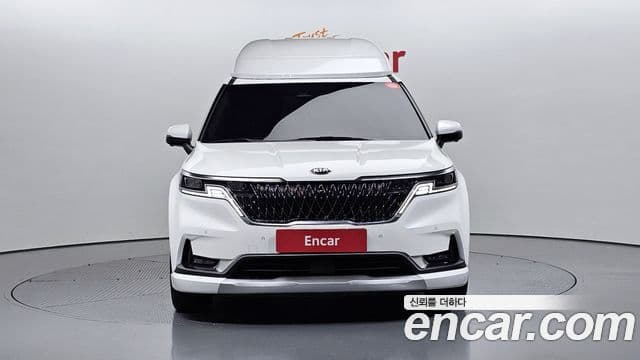 Kia Carnival 2021 — ფოტო 3/20