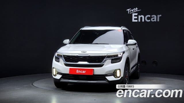 Kia Seltos 2021 — ფოტო 3/20