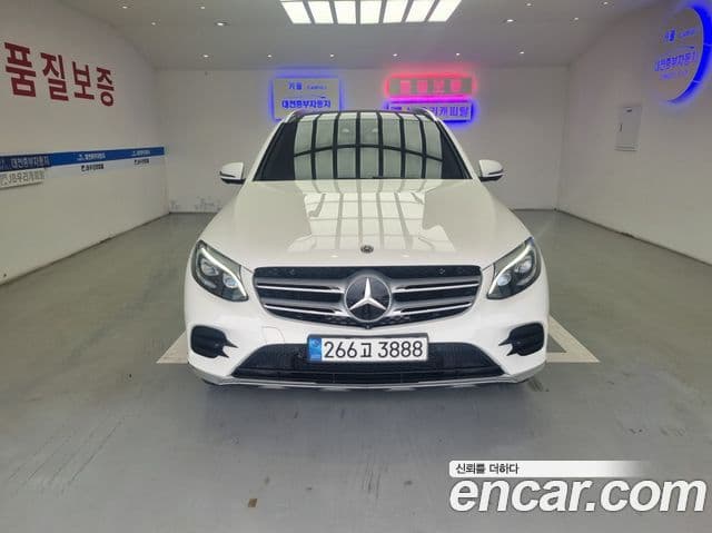 Mercedes-Benz GLC-Class 2019 — Şəkil 3/19