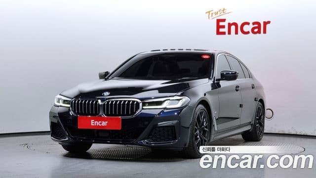 BMW 5 Series 2021 — Şəkil 1/20