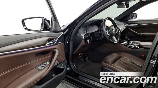 BMW 5 Series 2021 — Şəkil 10/20